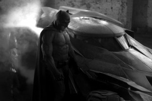 Batman Vs Superman - Ben Affleck en Batman avec sa Batmobile