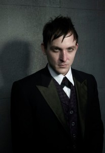 Oswald Cobblepot (Robin Lord Taylor)