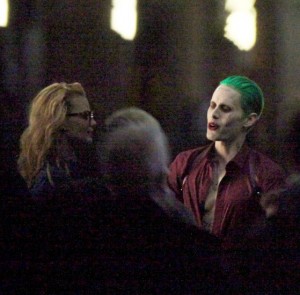 Harley Quinn et le Joker en discussion