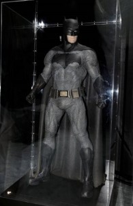Batman v Superman - Le costume de Batman présenté