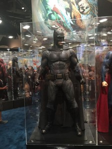 Costume de Batman dans Batman v Superman exposé