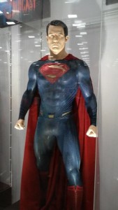 Costume de Superman dans Batman v Superman exposé