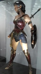 Costume de Wonder-Woman dans Batman v Superman exposé