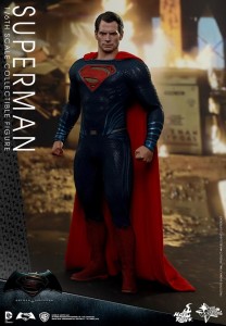 Batman V Superman : Superman par Hot Toys