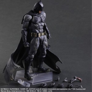 Figurine Play Arts Kai de Batman pour Batman V Superman