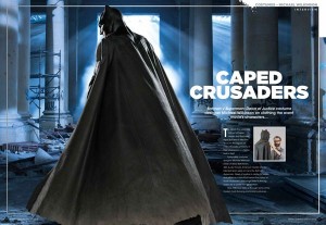 Page spéciale la cape de Batman dans le magazine Batman V Superman