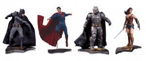 Statuettes Batman, Superman et Wonder Woman par DC Collectibles