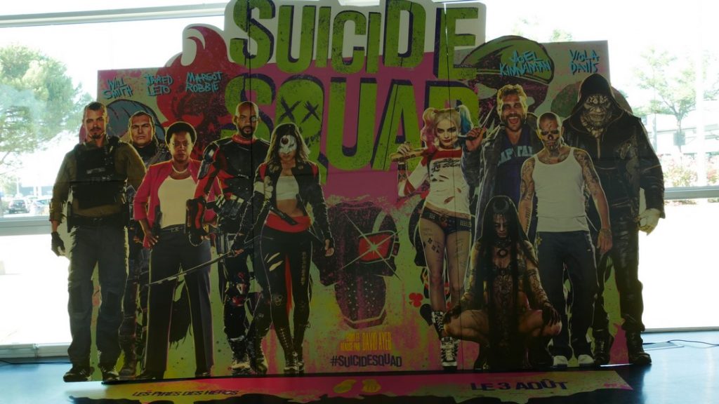 Le cadre de la soirée Suicide Squad est posé ;)
