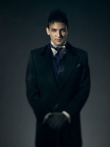 Photo officielle de Oswald Cobblepot pour la saison 3 de Gotham