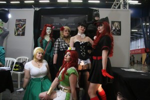 Les DC Bombshells sur le stand Batman Legend