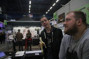 Nicolas et Alexandre sur le stand Batman Legend