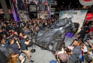 Batmobile du film Justice League exposée à la SDCC par Mattel